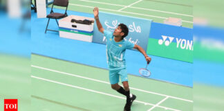 Tokyo Paralympics: Top seed Pramod Bhagat sails into semifinals | Tokyo Paralympics News